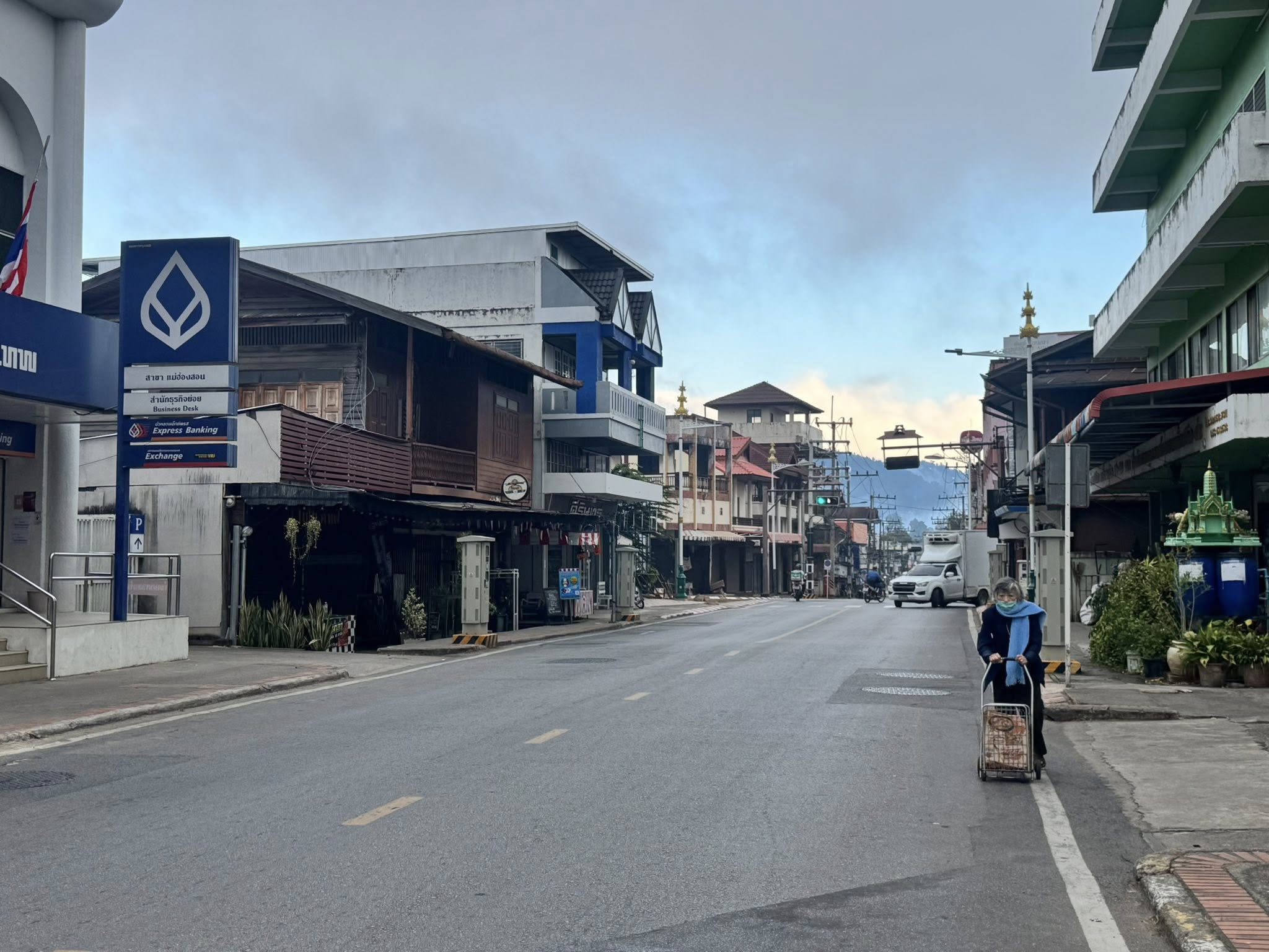 ยามเช้าแสนธรรมดาที่แม่ฮ่องสอน